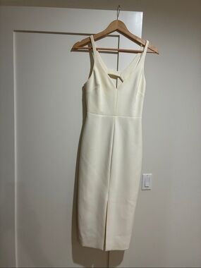 Elegant Cream V-Neck Midi Dress size 2